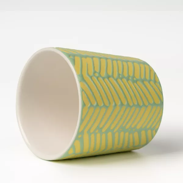 ज्यामितीय राहत सिरेमिक मैनबत्ती धारकहरू